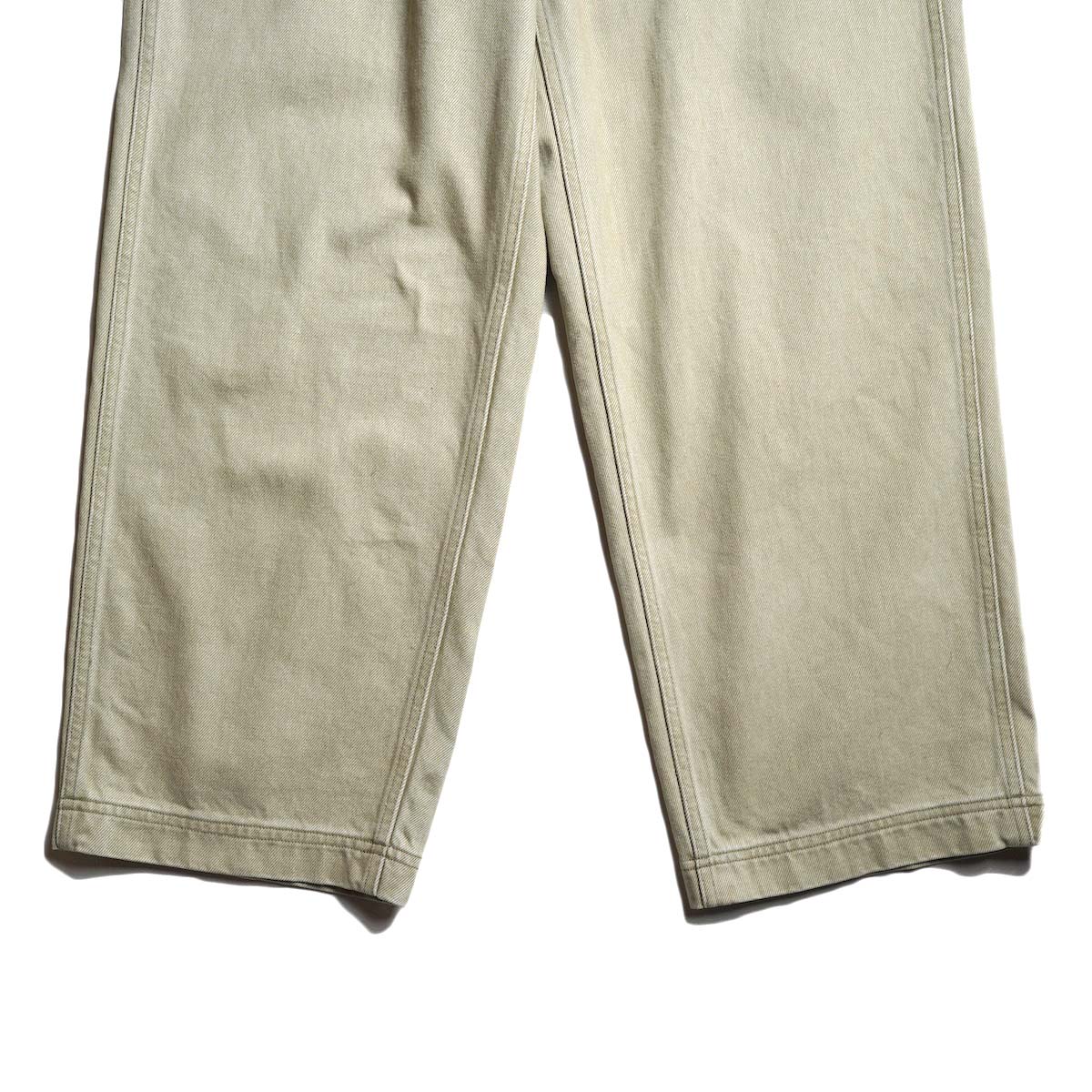 YLÈVE / SUN-FADED COTTON TWILL PANTS (Sage) 裾