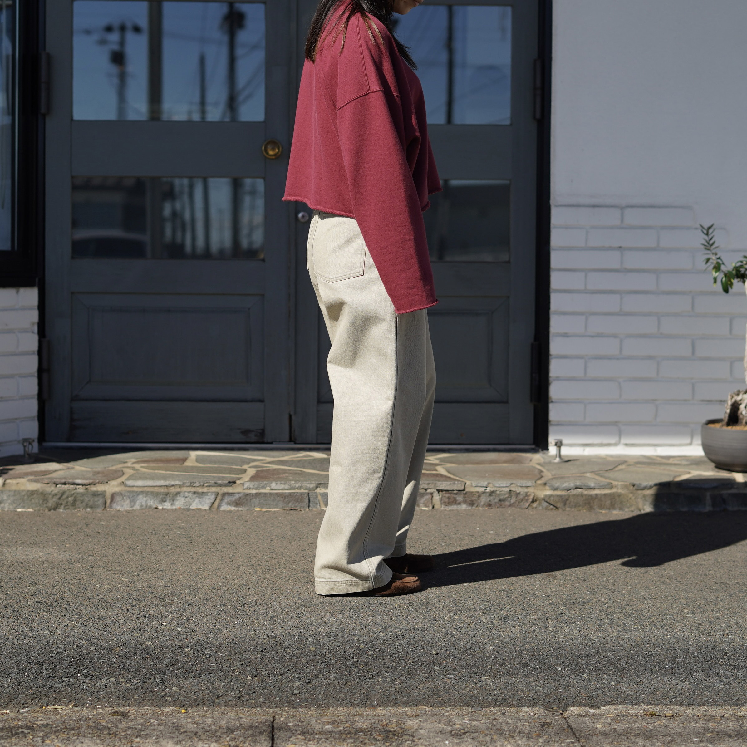 YLÈVE / SUN-FADED COTTON TWILL PANTS (Sage) 155cm / size0 / Sage / 着用イメージ②