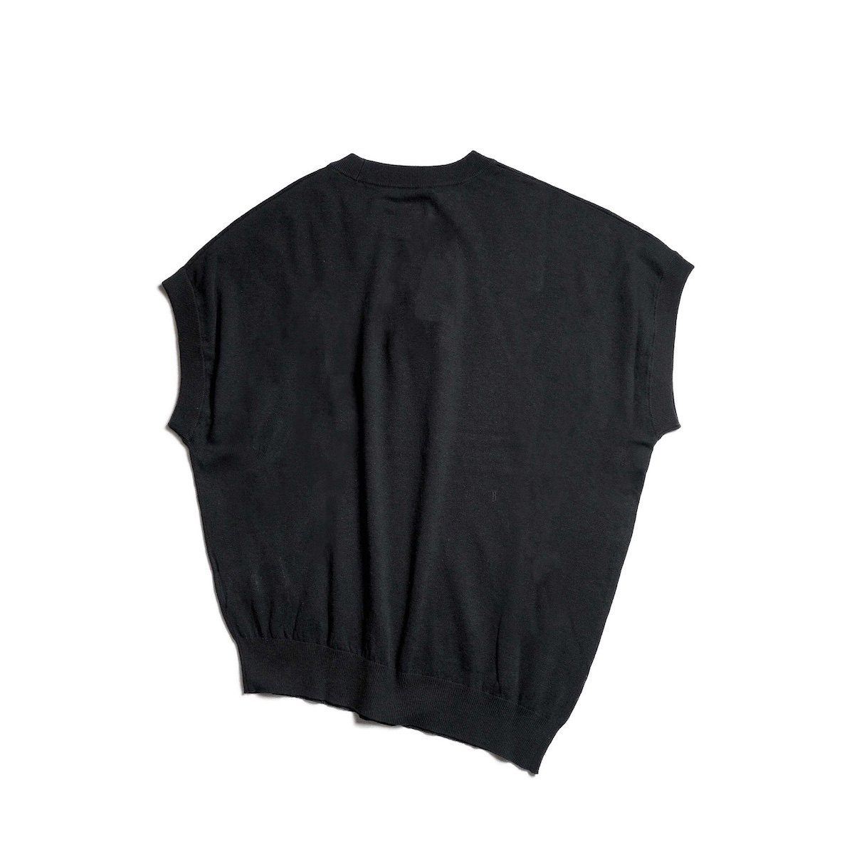 YLEVE / COTTON LINEN KNIT ASYMMETRY PULLOVER (Black) 背面