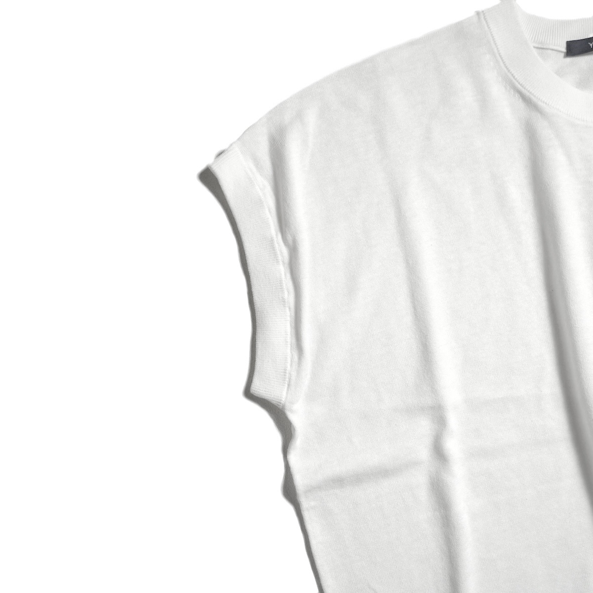 YLEVE / COTTON LINEN KNIT ASYMMETRY PULLOVER (White) 袖口