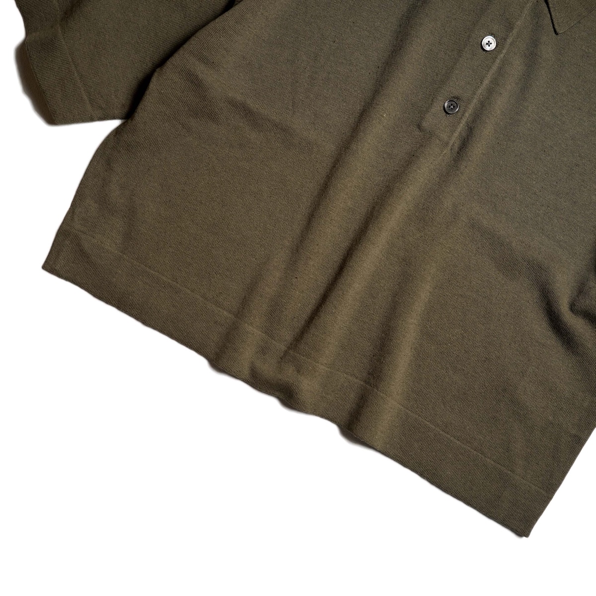 YLEVE / COTTON LINEN KNIT POLO (Khaki) 裾
