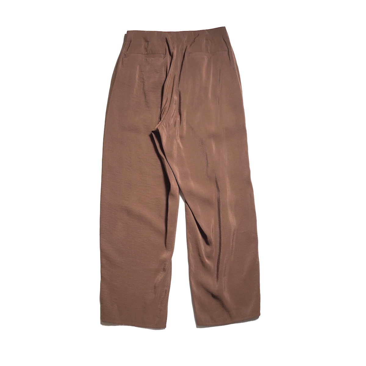 YLÈVE / RAYON-POLYESTER BROAD TROUSERS (Brown) 背面