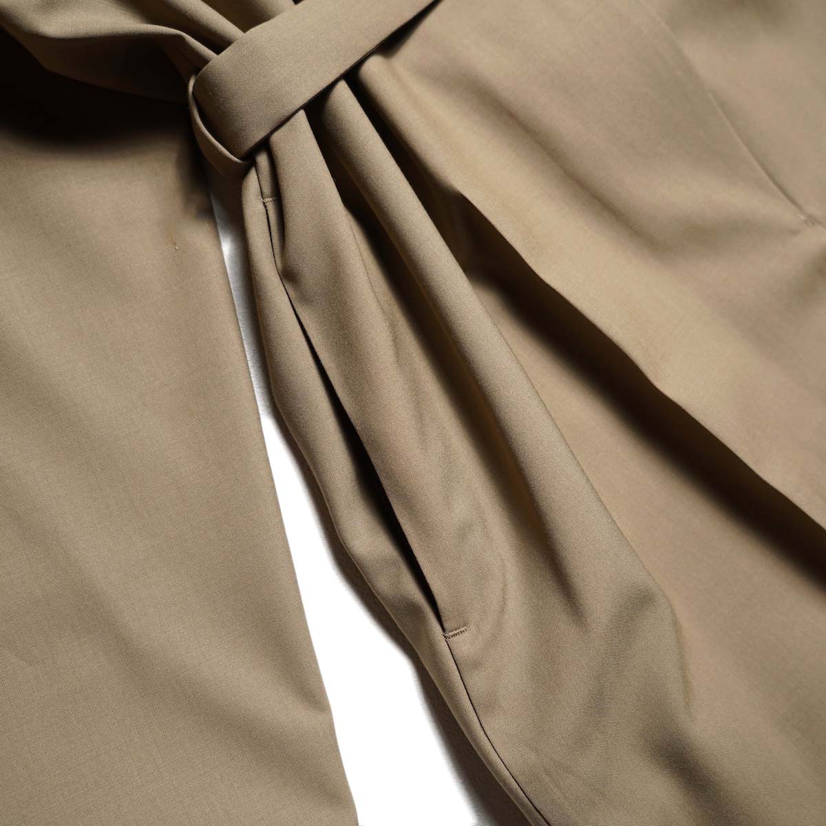 YLÈVE / SUPER 140"s WOOL TROPICAL ALL-IN-ONE (Beige) サイドポケット