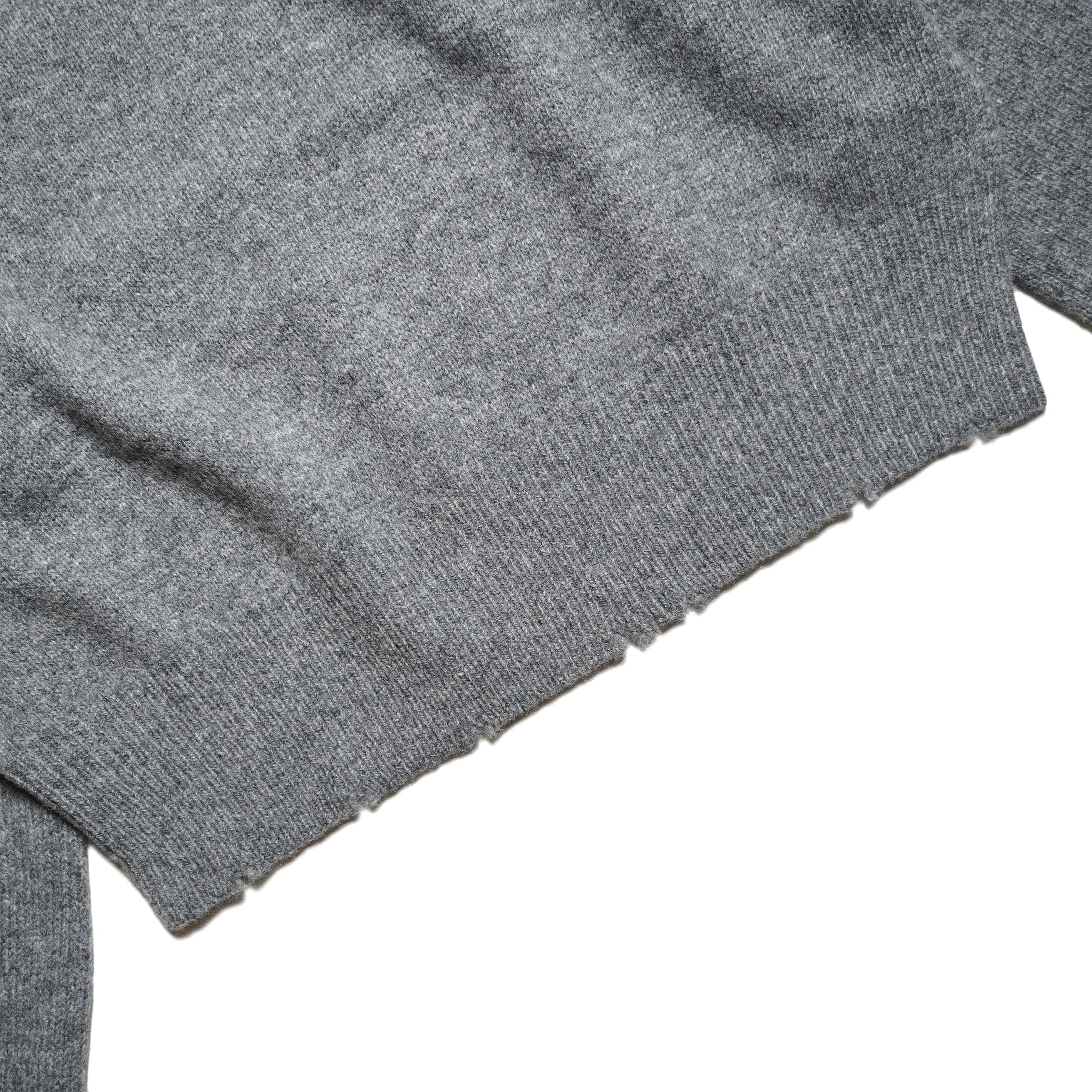 YLEVE / FRAYED EDGE V-NECK KNIT PULLOVER (Flannel) 裾